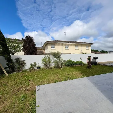 Gisele - Maison Pour 8 Personnes Avec Jardin Dom wakacyjny
